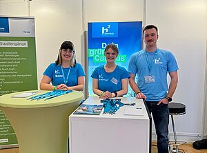 Martin bei einer Studienmesse